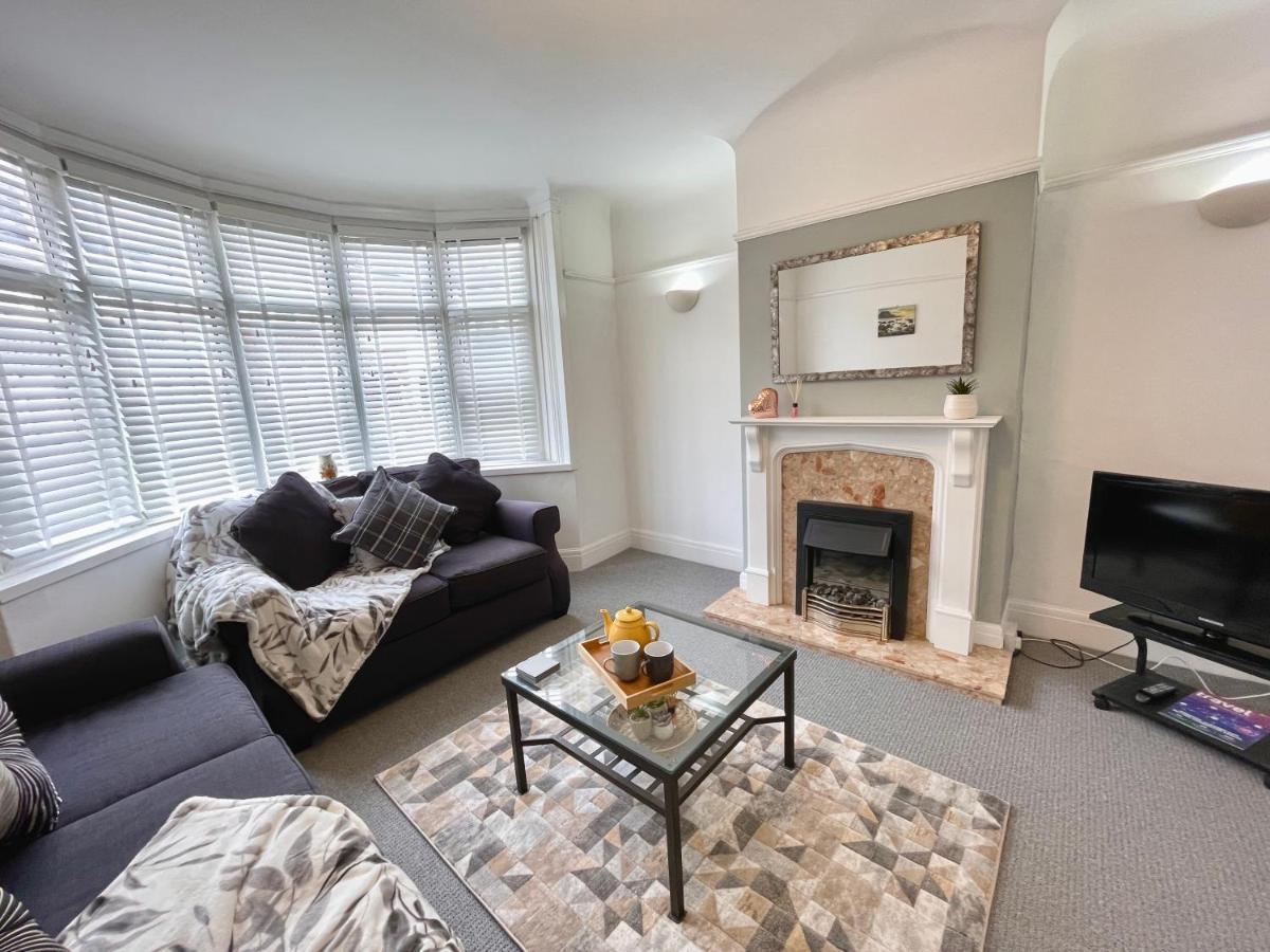 Portsmouth 3 Bedroom Getaway, Sleeps 6 Eksteriør billede