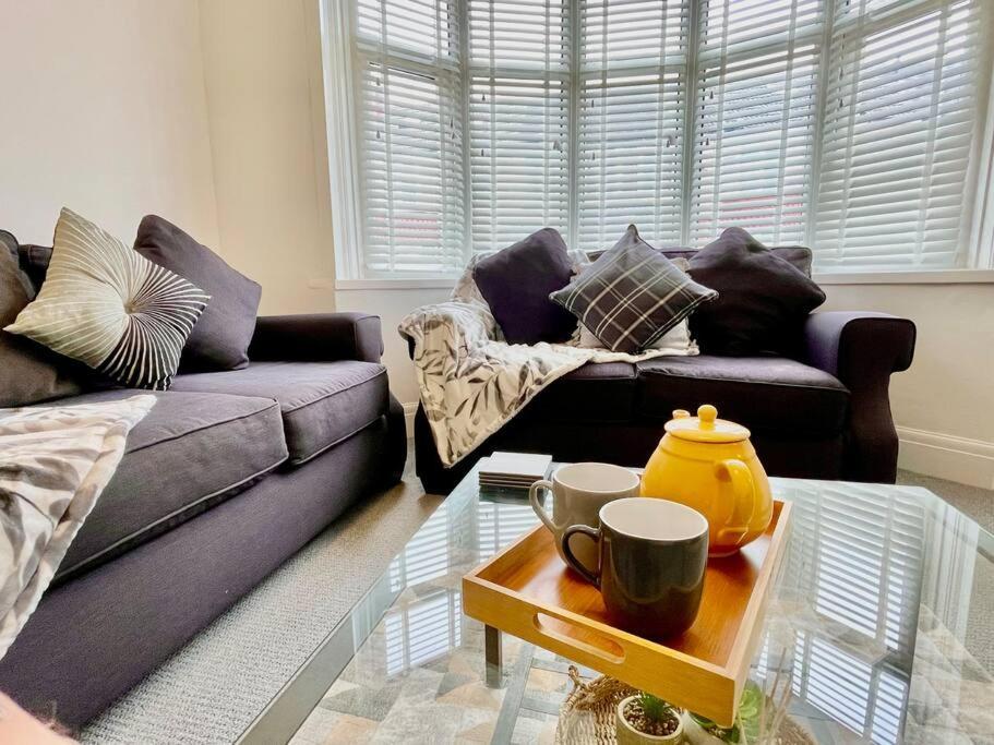 Portsmouth 3 Bedroom Getaway, Sleeps 6 Eksteriør billede