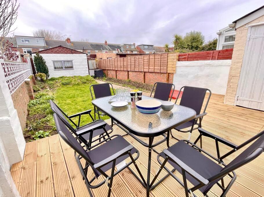 Portsmouth 3 Bedroom Getaway, Sleeps 6 Eksteriør billede