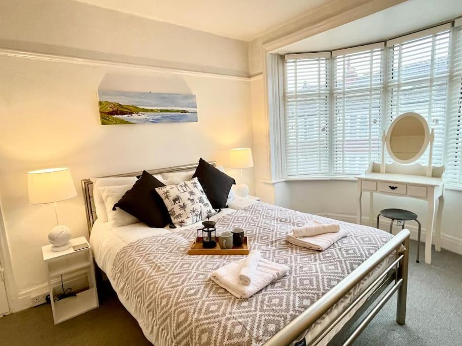 Portsmouth 3 Bedroom Getaway, Sleeps 6 Eksteriør billede