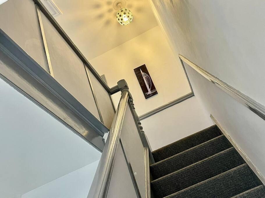 Portsmouth 3 Bedroom Getaway, Sleeps 6 Eksteriør billede