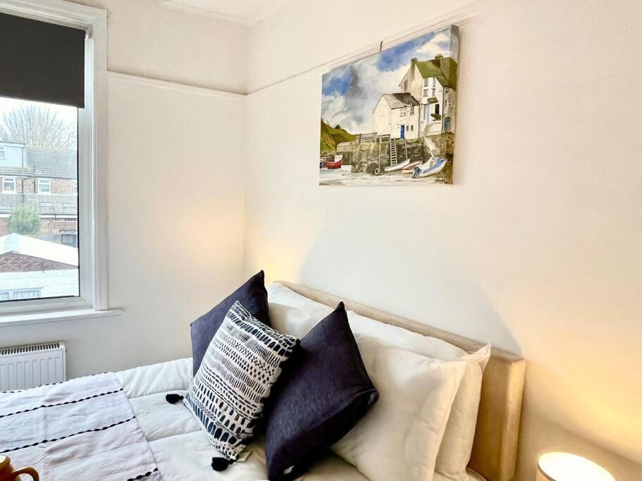 Portsmouth 3 Bedroom Getaway, Sleeps 6 Eksteriør billede