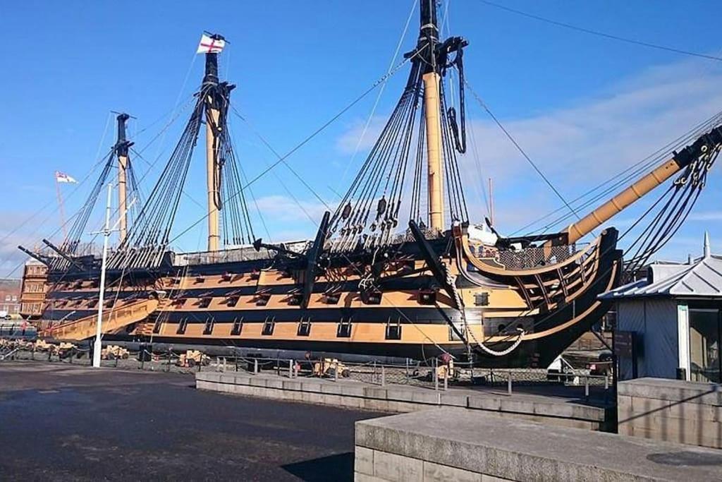 Portsmouth 3 Bedroom Getaway, Sleeps 6 Eksteriør billede