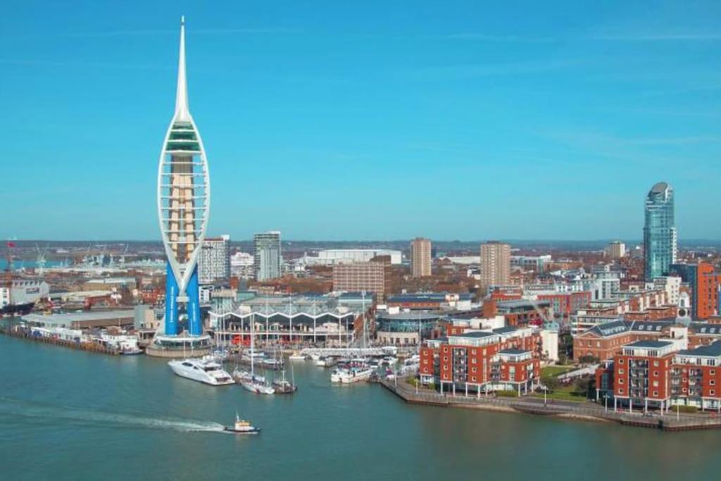 Portsmouth 3 Bedroom Getaway, Sleeps 6 Eksteriør billede